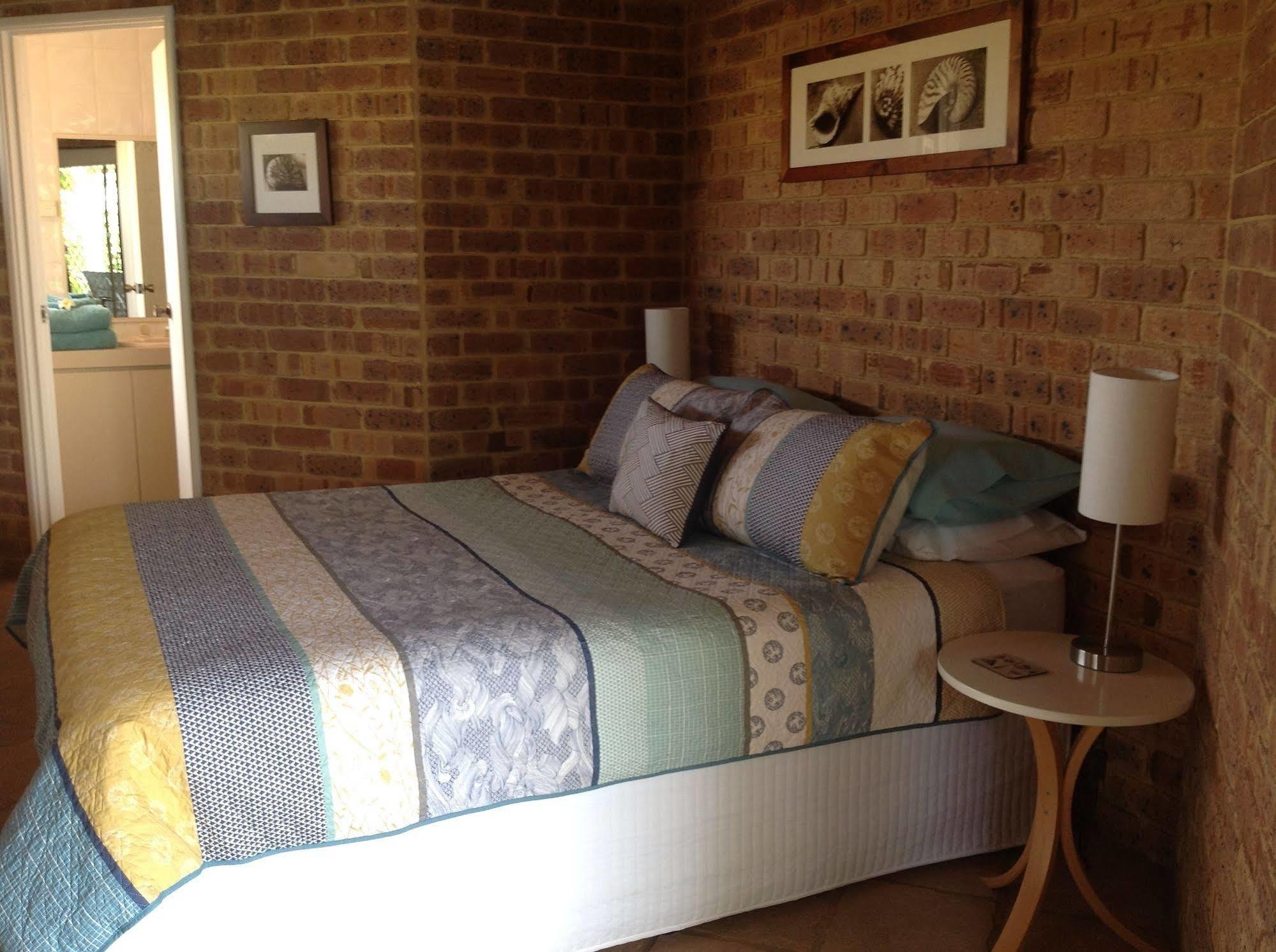 Nautilus Retreat Kalbarri B&B ภายนอก รูปภาพ