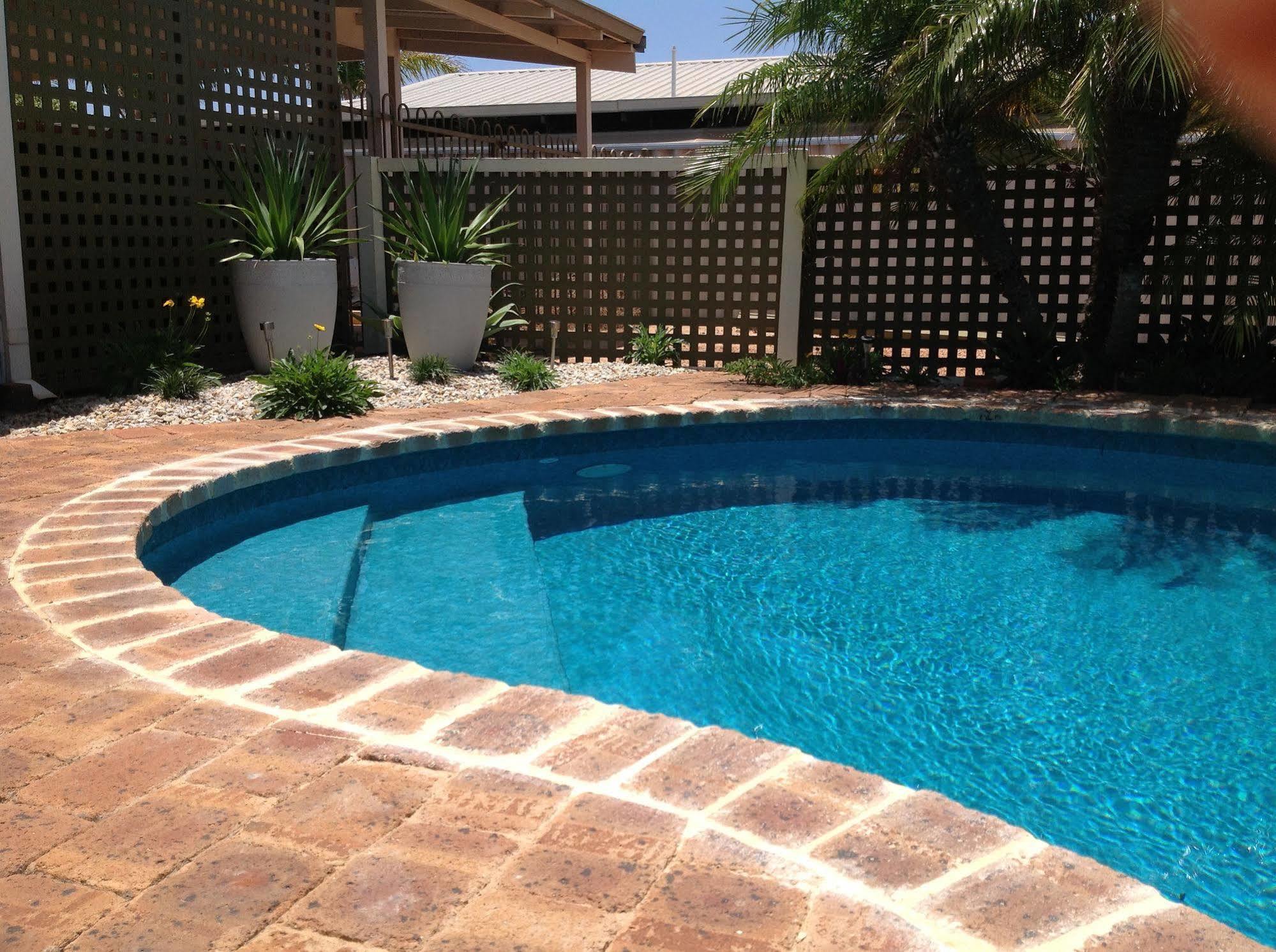 Nautilus Retreat Kalbarri B&B ภายนอก รูปภาพ